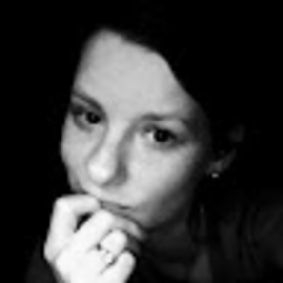 Meet your Posher, Bridget - Picture 1 of 1